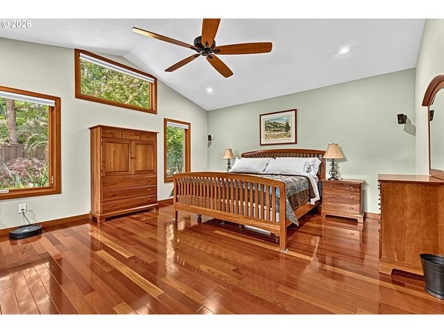2294 MCLEAN Blvd, Eugene, OR 97405