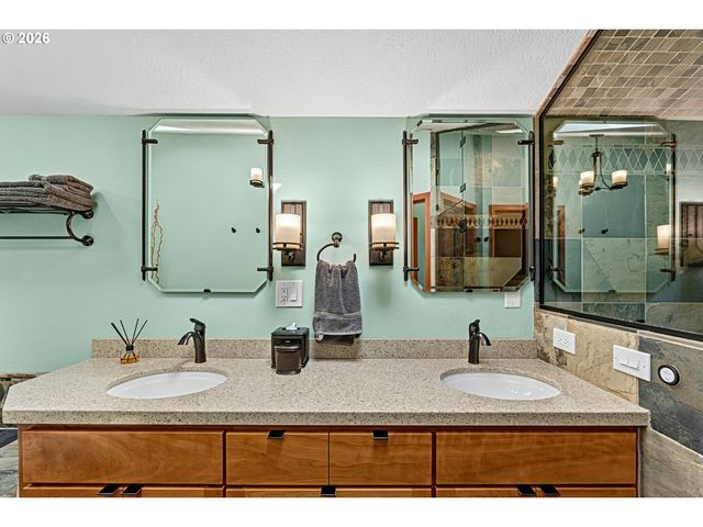2294 MCLEAN Blvd, Eugene, OR 97405