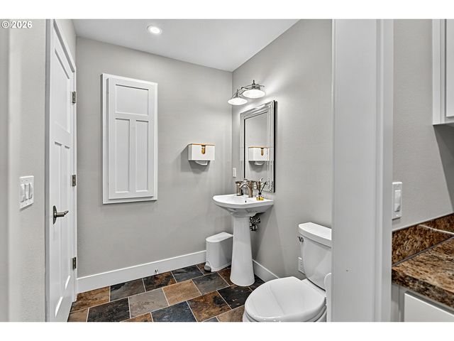2294 MCLEAN Blvd, Eugene, OR 97405