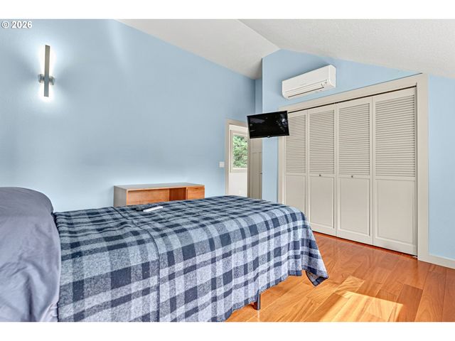 2294 MCLEAN Blvd, Eugene, OR 97405