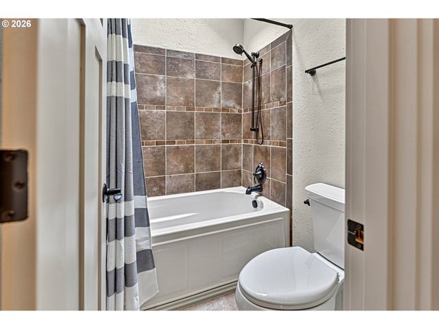 2294 MCLEAN Blvd, Eugene, OR 97405