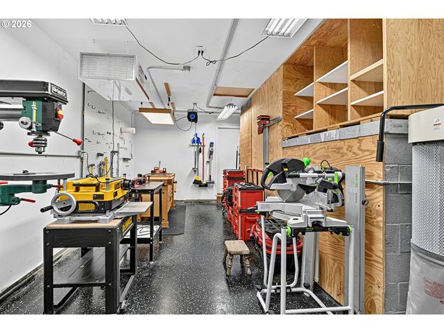 2294 MCLEAN Blvd, Eugene, OR 97405