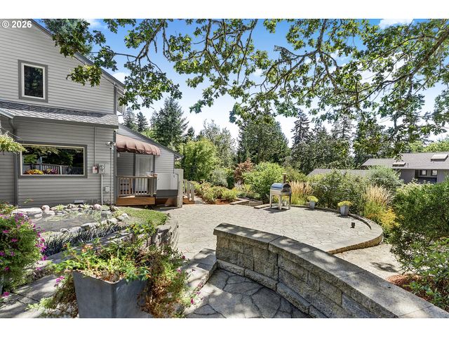 2294 MCLEAN Blvd, Eugene, OR 97405