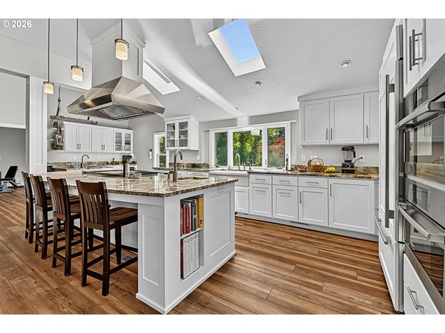 2294 MCLEAN Blvd, Eugene, OR 97405