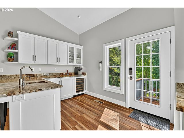 2294 MCLEAN Blvd, Eugene, OR 97405