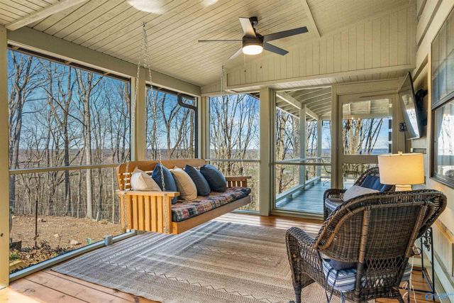 1076 County Road 81, Fort Payne, AL 35967