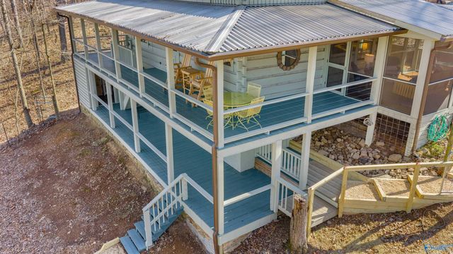 1076 County Road 81, Fort Payne, AL 35967