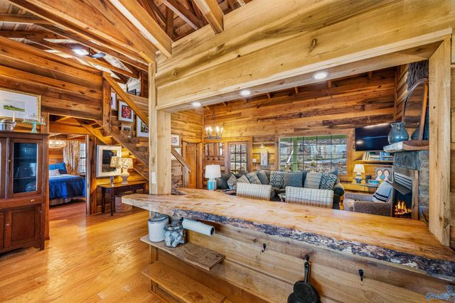 1076 County Road 81, Fort Payne, AL 35967