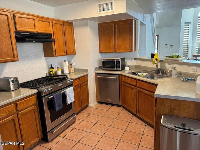 1485 Desierto Rico Avenue, El Paso, TX 79912