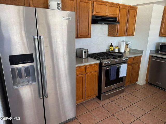 1485 Desierto Rico Avenue, El Paso, TX 79912