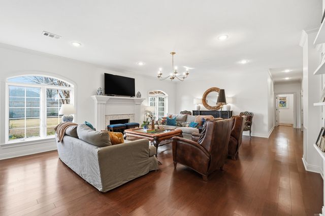 1945 COLUMBIA Drive, Conway, AR 72034