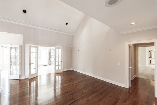 111 Governors Point Blvd, Hendersonville, TN 37075