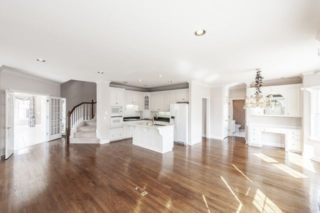 111 Governors Point Blvd, Hendersonville, TN 37075