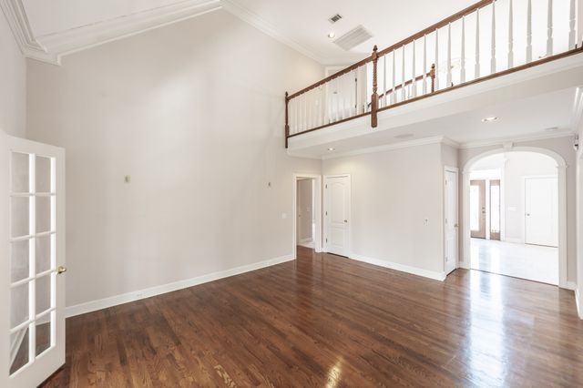 111 Governors Point Blvd, Hendersonville, TN 37075