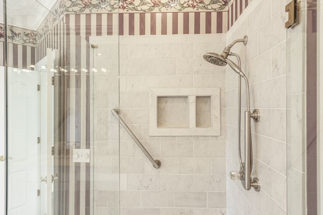 111 Governors Point Blvd, Hendersonville, TN 37075