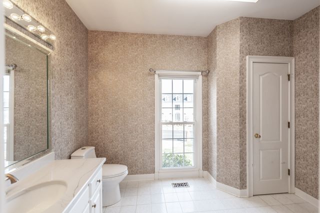 111 Governors Point Blvd, Hendersonville, TN 37075