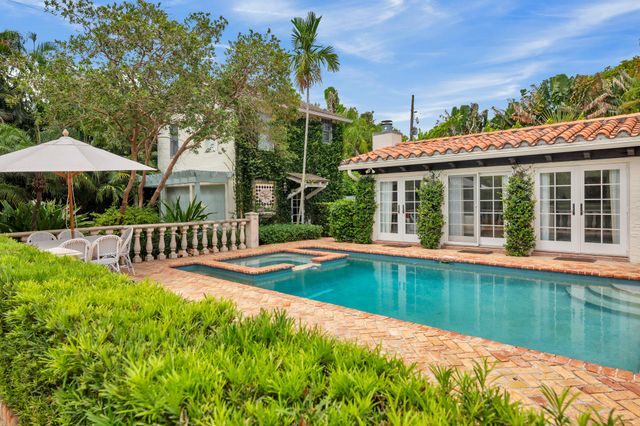 230 SUNSET Road, West Palm Beach, FL 33401