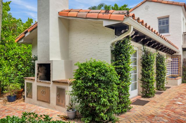 230 SUNSET Road, West Palm Beach, FL 33401