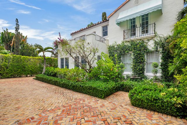 230 SUNSET Road, West Palm Beach, FL 33401
