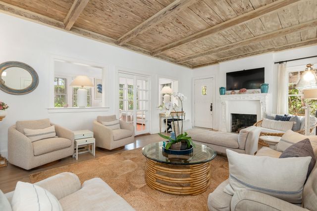 230 SUNSET Road, West Palm Beach, FL 33401