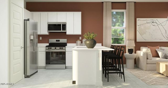 9832 W MONTEREY Way, Phoenix, AZ 85037