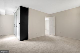 5911 Edsall Rd Apt 1107, Alexandria, VA 22304