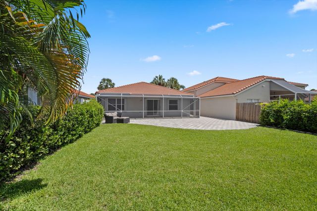 3800 Miramontes Circle, Wellington, FL 33414