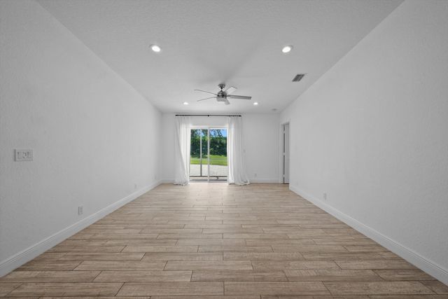 3800 Miramontes Circle, Wellington, FL 33414