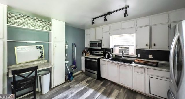 345 Henson Circle, Carrollton, GA 30117