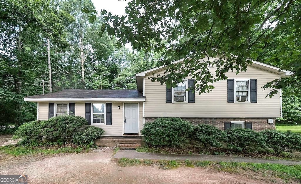 345 Henson Circle, Carrollton, GA 30117