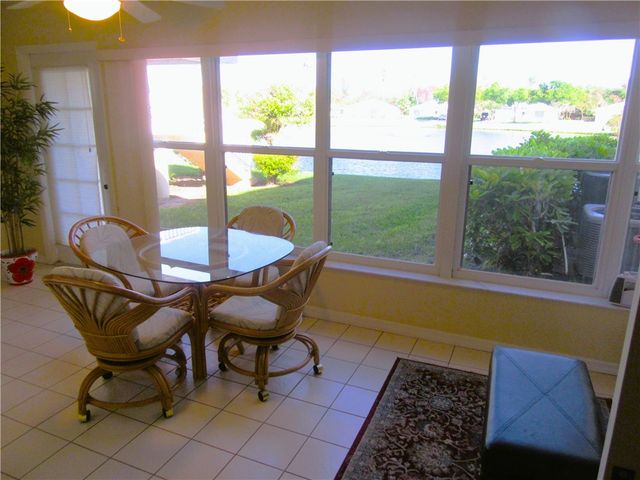 670 E Lake Jasmine Circle 104, Vero Beach, FL 32962