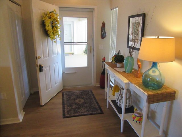 670 E Lake Jasmine Circle 104, Vero Beach, FL 32962