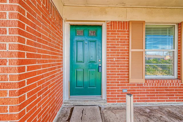 1612 2nd Street, League City, TX 77573