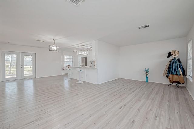 1612 2nd Street, League City, TX 77573