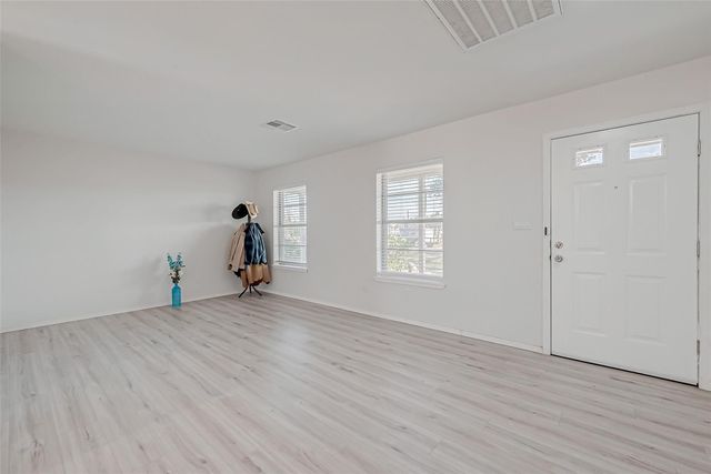 1612 2nd Street, League City, TX 77573