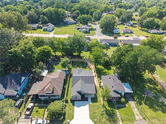 2021 30th Street, Fort Smith, AR 72904