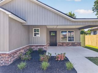 2021 30th Street, Fort Smith, AR 72904