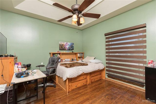 1409 W Calle Espana, Pharr, TX 78577