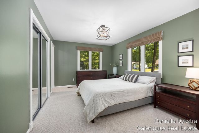 4063 Cambridge Drive, Georgetown Twp, MI 49426