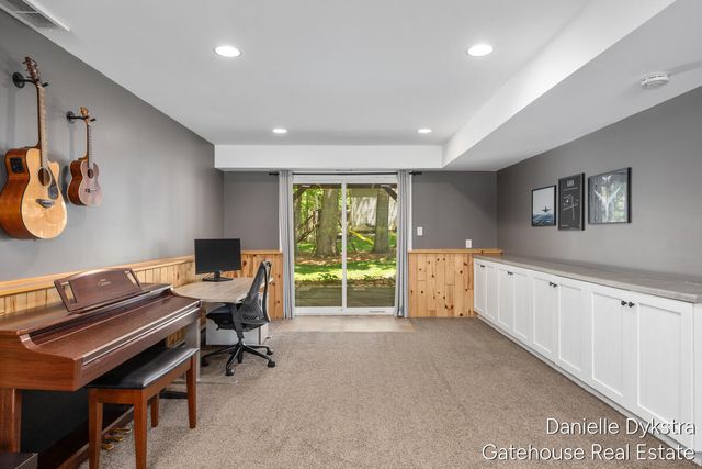 4063 Cambridge Drive, Georgetown Twp, MI 49426