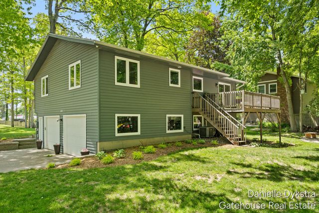 4063 Cambridge Drive, Georgetown Twp, MI 49426