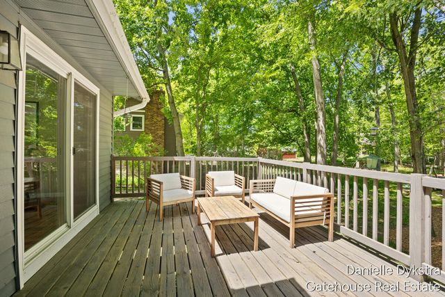 4063 Cambridge Drive, Georgetown Twp, MI 49426