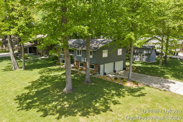 4063 Cambridge Drive, Georgetown Twp, MI 49426