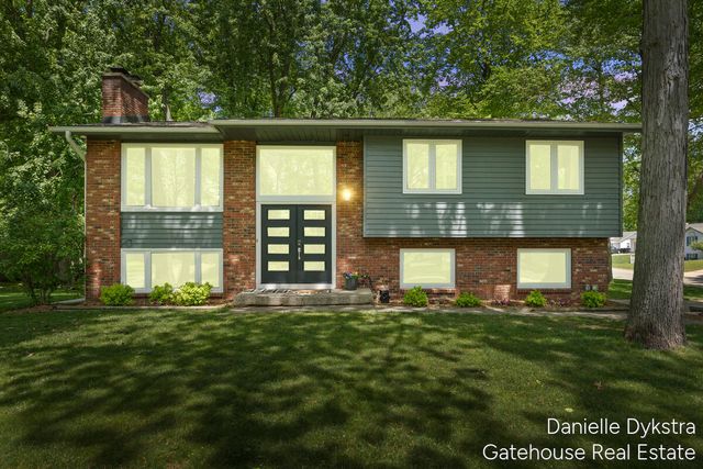 4063 Cambridge Drive, Georgetown Twp, MI 49426