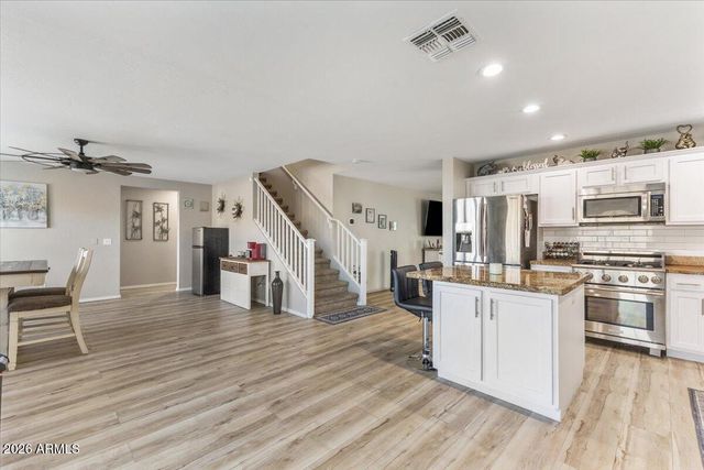 2942 S SIERRA Heights, Mesa, AZ 85212