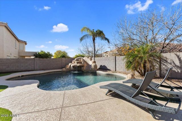 2942 S SIERRA Heights, Mesa, AZ 85212