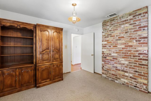 3245 Becerra Way, Sacramento, CA 95821