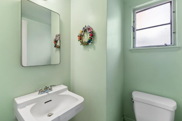 3245 Becerra Way, Sacramento, CA 95821