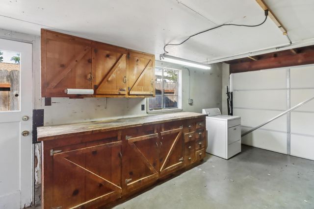 3245 Becerra Way, Sacramento, CA 95821