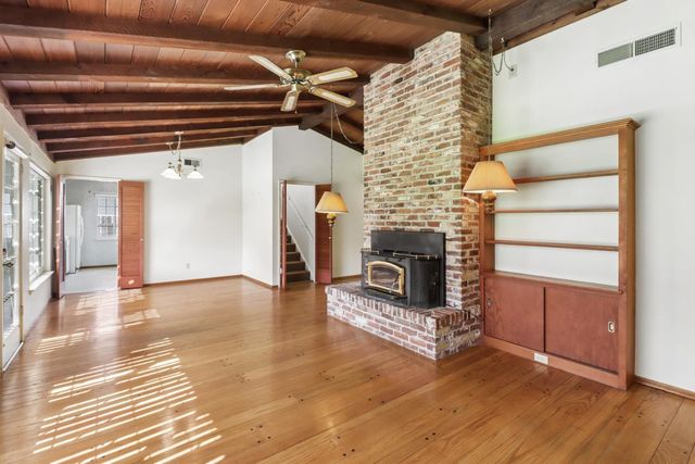 3245 Becerra Way, Sacramento, CA 95821